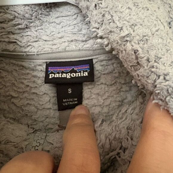 Patagonia Fleece Jacket - Picture 3 of 3